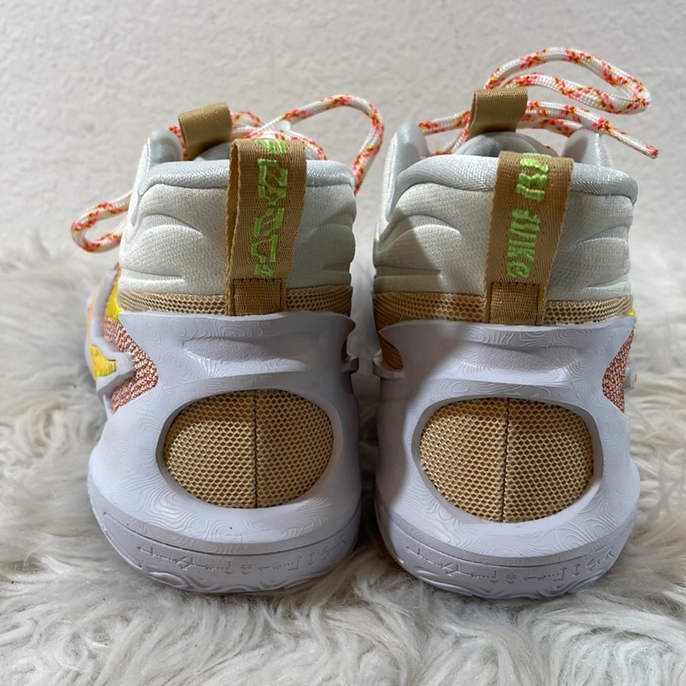 NIKE COSMIC UNITY 2 'BETTER US - OFF WHITE' SIZE 11 NEW - Picture 4 of 11
